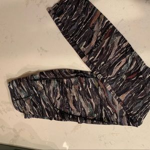 Lululemon high waist leggings-size 4
